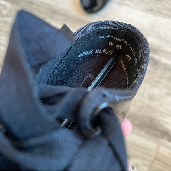 NEW Capezio Tap Shoes - Picture 5 of 6